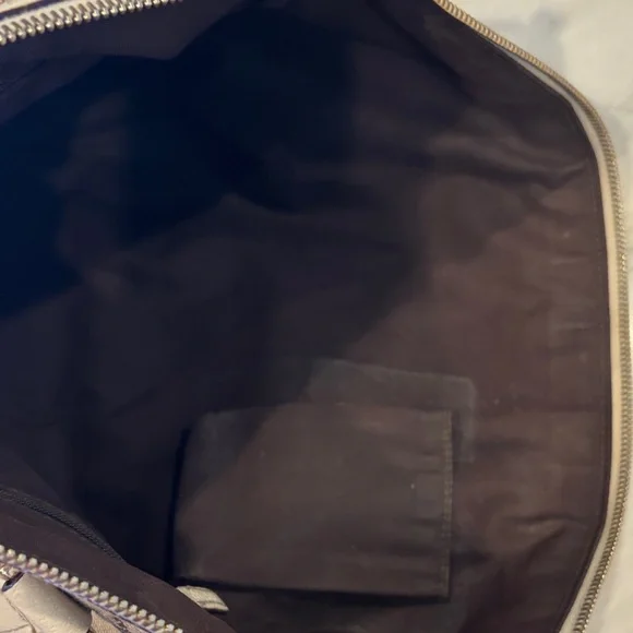 AUTHENTIC Gucci Signature Brown and Cream Tote - Picture 8 of 16